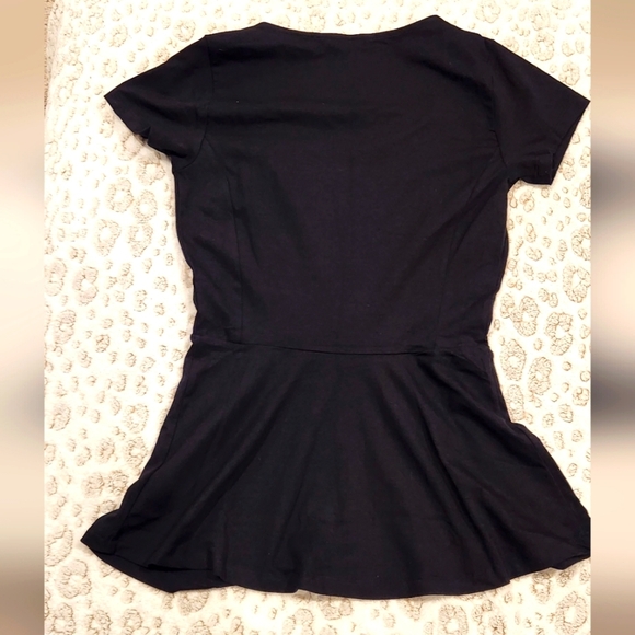 NWOT Isaac Mizrahi Size XXS Peplum Black Top - Picture 3 of 7